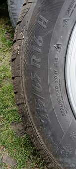 215 /65r16 - 7