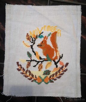 Vyšívaný kalendár - 7