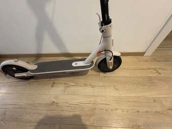 Xiaomi Mi Electric Scooter 3 - 7