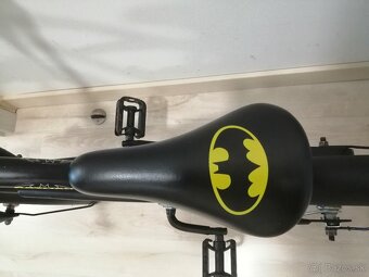 VOLARE BATMAN - 7