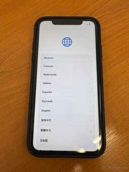 Predam iPhone 11 64GB biely - 7
