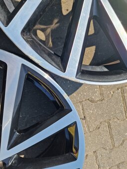 Volkswagen Golf R GTI R19 disky - 7