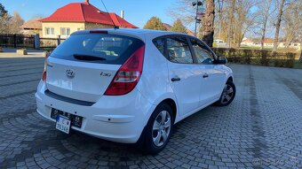 Hyundai i30 1,4(16v77kw) - 7