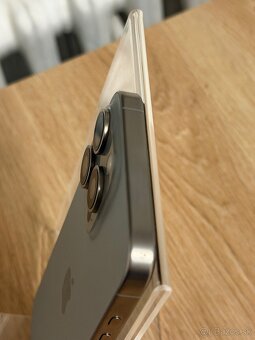 Dobrý Ponúkam na predaj iPhone 15 PRO MAX 256GB Natural - 7