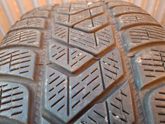Predám zimné pneu. Pirelli. Sotto Zero-235/60/18-107H - 7