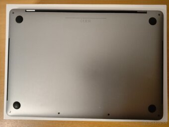 MacBook Pro 13 2018 | i5 • 8GB • 512GB SSD - 7