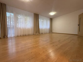 4i byt |balkón+loggia| NEZARIADENÝ | centrum Predmestská - 7