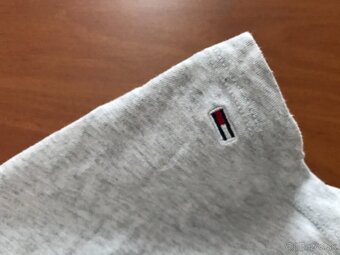 TOMMY HILFIGER originál sive damske tricko M - 7