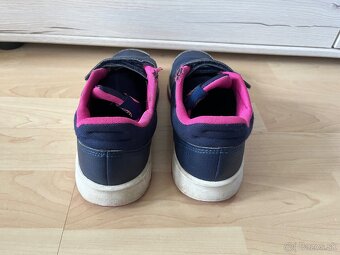 Tenisky Adidas, v.36 2/3 - 7