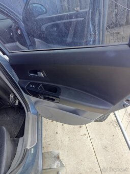 Rozpredám na náhradné diely Kia Ceed - 7