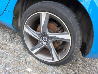Volvo V40 R-DESIGN 1,6 D2 84kw- Náhradní díly - 7