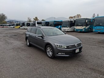 Predam volkswagen passat B8 2.0tdi 4-motion metrix svetla - 7