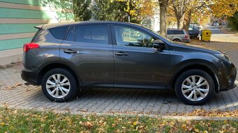 Rav4 2.2 d4d 110kw Premium koža Navi A/T XA40 - 7