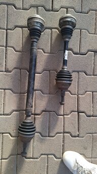 ROZPREDÁM ŠKODA SUPERB III COMBI 2.0 TDI – r. 2016 - 7