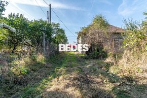 BEDES | Pozemky s rodinným domom vhodné na výstavbu - 7