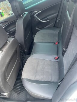 Predám Opel Insignia 2,0 CDTI biturbo 4x4 - 7