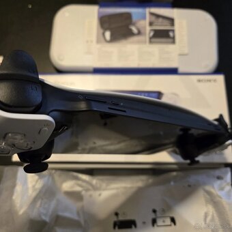 PlayStation Portal Remote Player - 7