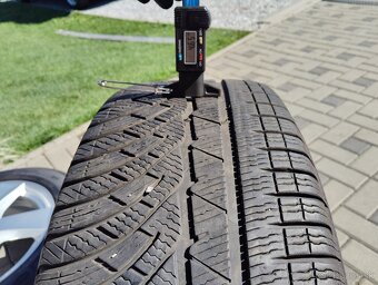 Zimná sada hliníkové disky 5x112 + pneumatiky 235/55 R18 - 7