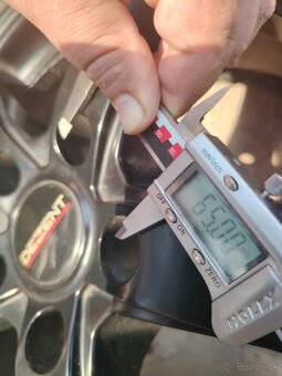 Predám hliníkové elektróny Dezent a pneumatiky BFGoodriech. - 7