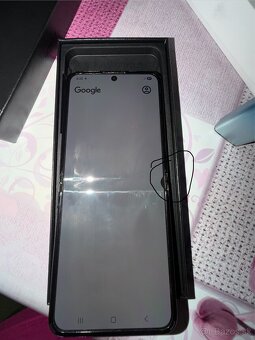 Samsung galaxy Z flip 5 + galaxy watch 6 - 7