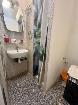 Na predaj veľký 3 izb. byt v spodnej časti Klokočiny. - 7