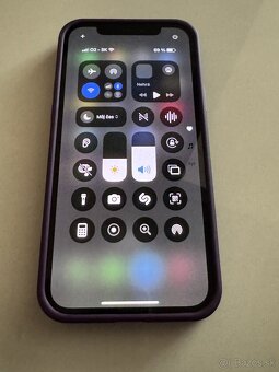 iPhone 12 - 7