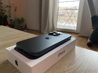 Predam Apple iPhone 16 pro 256gb black 2 roky zaruka - 7