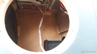 Predám bedňu na subwoofer - 7