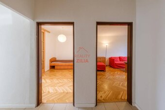 Predaj priestranného 2i. bytu v obľúbenej lokalite Chrenová– - 7