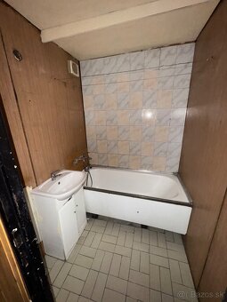 Dvoj izbový byt na ulici Berehovská 2173/11 - 7