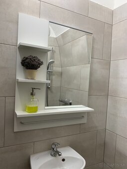 prenájom/ predaj - dve samostatne izby - 7