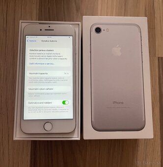 Apple iPhone 7 Silver 32GB - 7