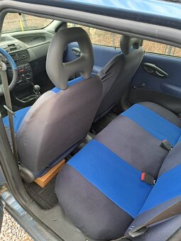 Fiat Punto 1.2 - 7