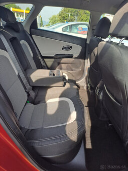 KIA ceed SW 1,6 GDi 2016 Platinum+Tech.pak 99kW 135k - 7