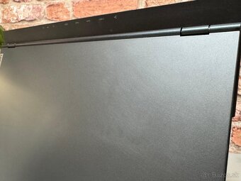 LENOVO Legion 5\i5 10300H\16GB\RTX 2060\SSD\144Hz - 7