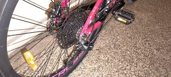 Predám horský elektrobicykel CRUSSIS e-Guera 9.9,kolesá 27.5 - 7