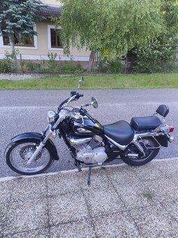 Suzuki intruder 125 VL - 7