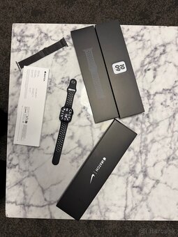 Apple Watch Series 7 45mm Nike - 7