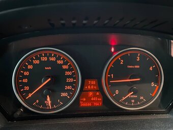 BMW X5 266 586 km - 7