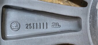 Škoda Crystal - 8Jx19, 5x112, ET45 - 7