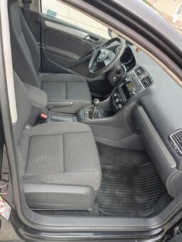 Volkswagen golf 1.4 benzín 2009 - 7