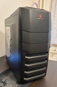 Komplet herná PC zostava + 32" LG UHD 4K monitor - 7