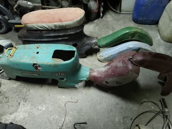 Jawa - CZ motor blok valec hlava puklica kolesá nádrž - 7