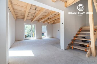 NA PREDAJ RODINNÝ DOM V OBCI PROSIEK - 7