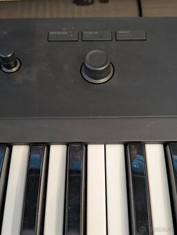 Predám Native Instruments - Komplete Kontrol A49 - 7