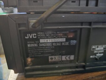 JVC videorekordéry HR-E439, HR-E239 - 7