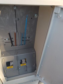 ⚡ ELEKTRIKÁR – Prípojky, elektromery, bleskozvody | XELEKTRO - 7