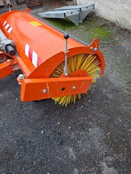 Agrometall ZM-1550 UZ Zametacia kefa za traktor - 7