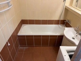 NA PRENÁJOM 3 IZBOVÝ, DUBNICA NAD VÁHOM, od 01.01.2026 - 7