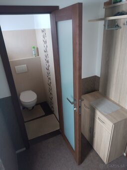 Prenájom 4 izbový byt samostatné poschodie - 7